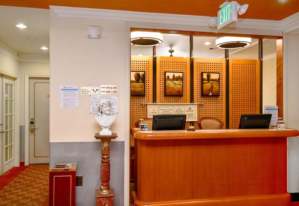Brand Plaza Hotel Glendale Exterior foto